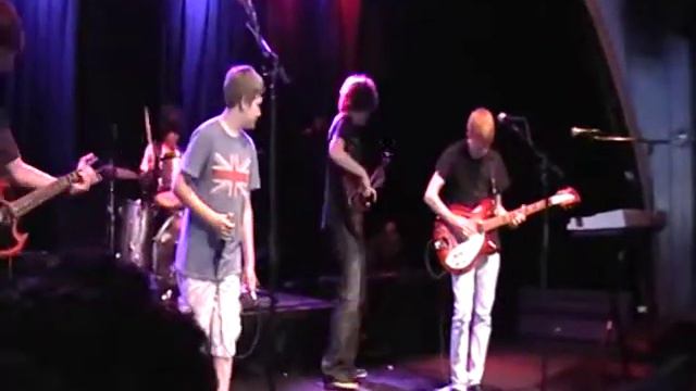Bob Rocks "Strange Brew" смотреть онлайн