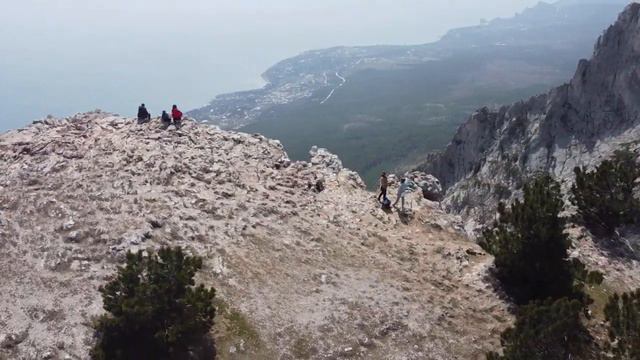 Ай-Петри, Ялта с квадрокоптера, 4K UHD смотреть онлайн