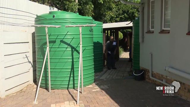 Govan Mbeki Municipality residents without clean drinking water for a week смотреть онлайн