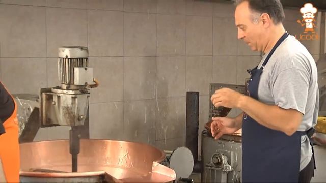 ΛΟΥΚΟΥΜΙΑ ΣΥΡΟΥ - WWW.UCOOK.GR смотреть онлайн