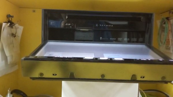 Panasonic Strada firmware menu in English CN-HW1000D/CN-HX1000D