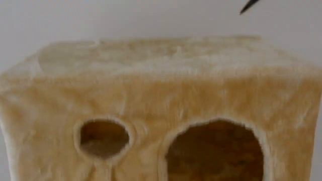 Kaķu māja nagu asināmais CAT608 beige Когтеточка Домик для кошки смотреть онлайн