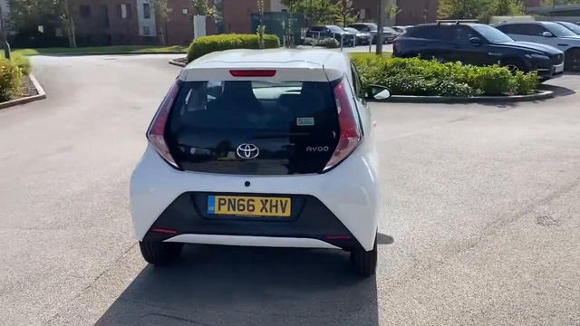 Toyota AYGO 1.0 VVT-i x-play 3dr - Motor Match Crewe смотреть онлайн