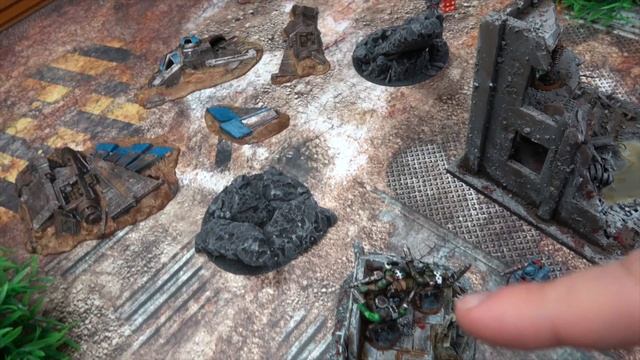 missione di SALVATAGGIO in solo-play: SPACE MARINES vs ORKS | warsurge battle report смотреть онлайн