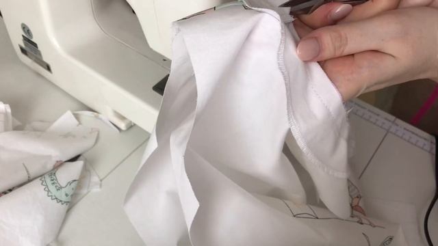 Как сшить платье для девочки с застежкой на плече|DIY Nyashlandia смотреть онлайн