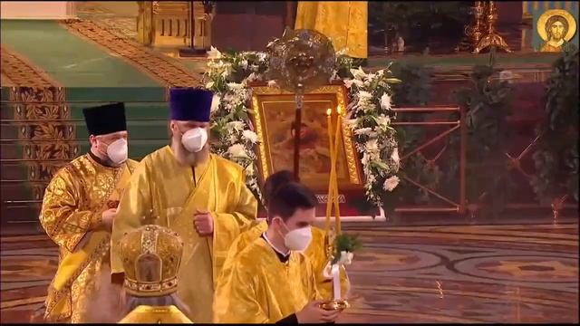 Рождественскую службу в Храме Христа Спасителя возглавляет Святейший Патриарх Кирилл. 06.01.2022 г смотреть онлайн