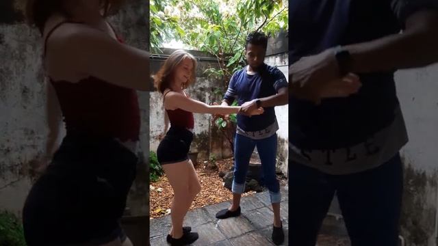 Bachata Hollywood bleeding | Bachata Sri Lanka | Kasun and Anastasia смотреть онлайн