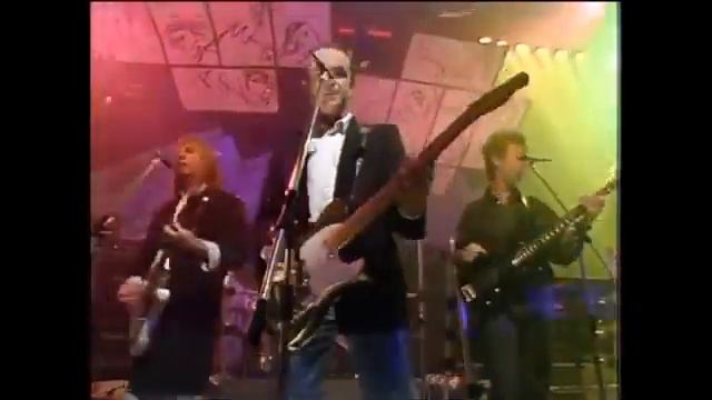 Группа Статус Кво Ты в армии сейчас Status Quo In The Army Now смотреть онлайн