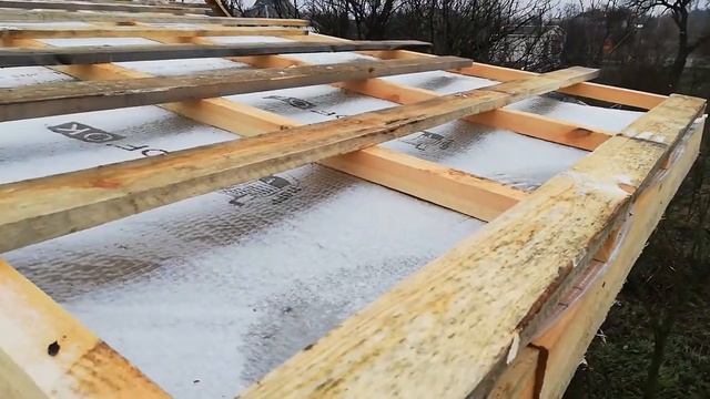 Односкатная крыша из профлиста. Как НЕ СТОИТ ДЕЛАТЬ крышу!!! Каркасный дом 6 на 4. смотреть онлайн