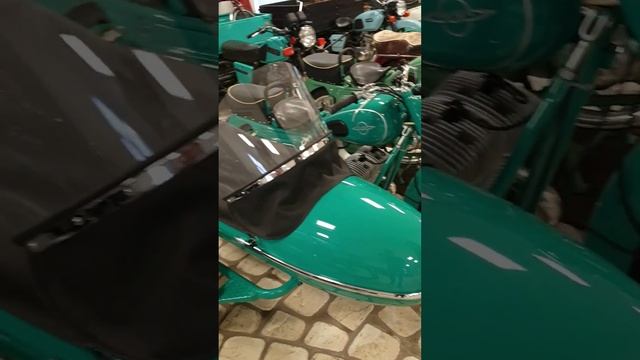 ИЖ Юпитер первого поколения с боковым прицепом БП-58 смотреть онлайн