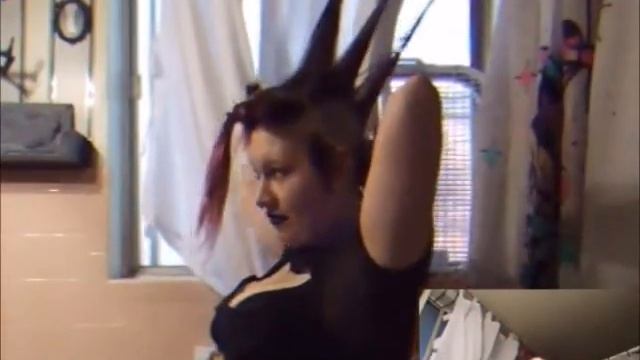 How to do a Spiked Mohawk (Punk Hairstyles - Liberty Spikes, Punk Mohawk Tutorial) смотреть онлайн