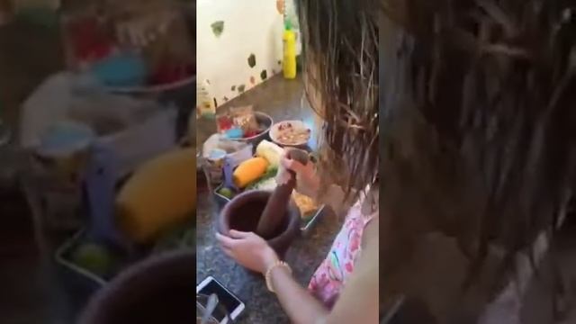 #Cookingtime готовим Сом Там (салат из папайи). смотреть онлайн