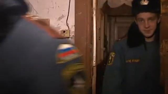 Сотрудники социальных служб и МЧС навестили жителей, не соблюдающих правила пожарной безопасности смотреть онлайн