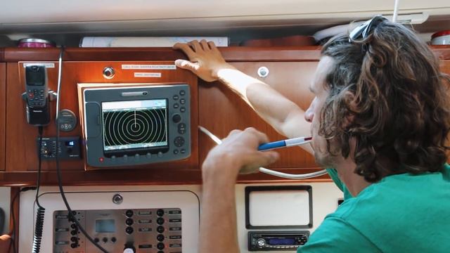 MARINA LIFE: How to use a hailer (the proper way). #23 смотреть онлайн