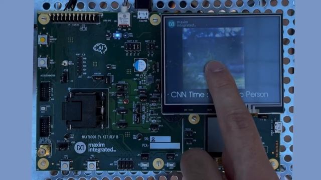 MAX78000 with AIZip Visual Wake Word model смотреть онлайн