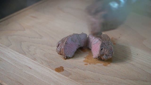 Гриль-шашлычница "Чегет" | Видео-обзор от Алишера Халилова смотреть онлайн