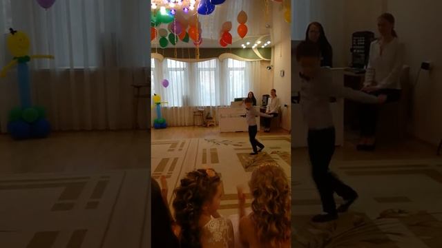 Выпускной в Детском саду 2252. Группа 6. Лезгинка.