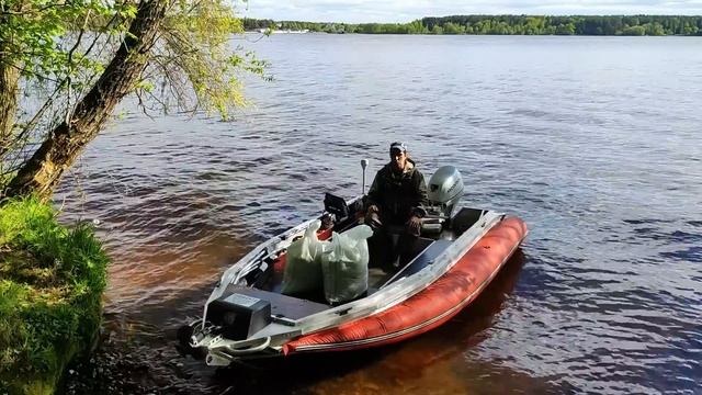 Тестируем Альпину GT400 с лодочным мотором HONDA 20 на грузоподьемность!!!