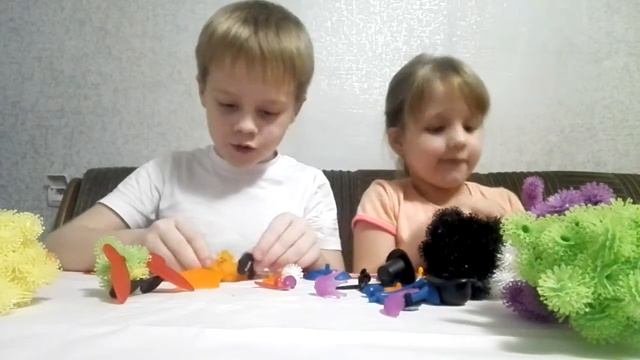 Обзор Конструктора липучки Thorn Ball Clusters смотреть онлайн