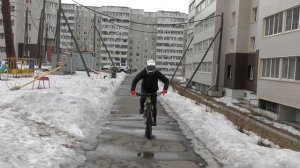 КАК ПРАВИЛЬНО ЕЗДИТЬ НА ЗАДНЕМ КОЛЕСЕ