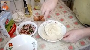 Что можно сделать из остатков лаваша. Пицца из кусочков лаваша на сковороде