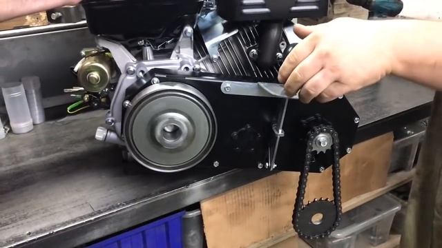 Реверс редуктор с центробежным сцеплением смотреть онлайн