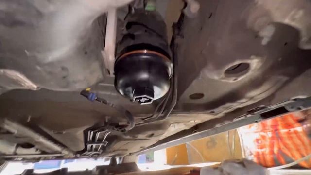VAUXHALL INSIGNIA B FUEL FILTER CHANGE INSIGNIA B SERVICE - VAUXHALL INSIGNIA B 2017 2018 2018 202 смотреть онлайн