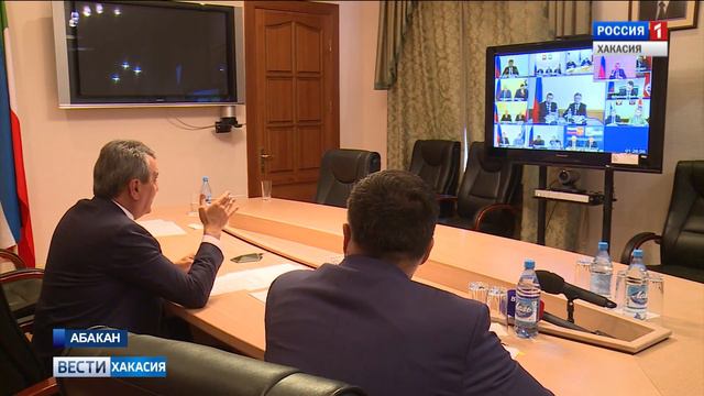 С рабочей поездкой республику посетил Сергей Меняйло. 03.09.2018 смотреть онлайн