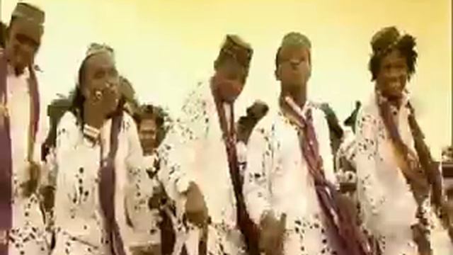 6Team-EYEN O.mp4 смотреть онлайн