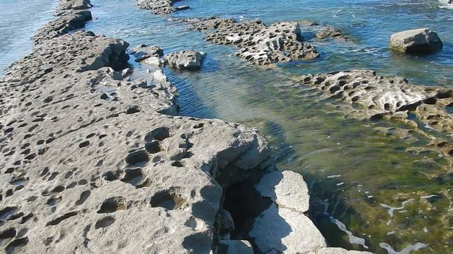 Скалы Каспийского моря. Пляж Загульба смотреть онлайн