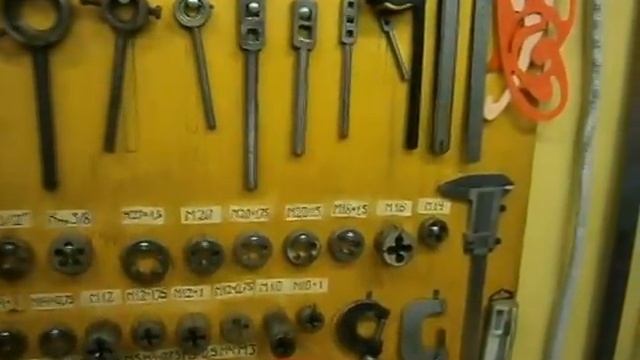 Хранение инструмента в гараже. Полезные советы. смотреть онлайн