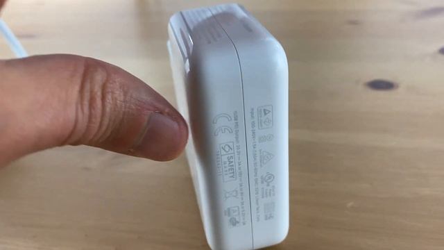 Apple 61W USB-C Power Adapter + Accessories