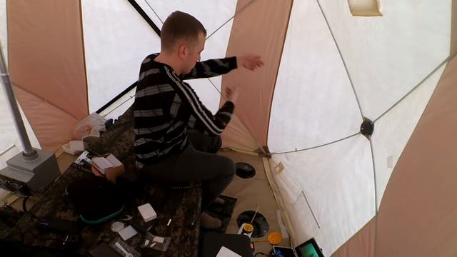 Рыбалка, как дома с комфортом. Ловля окуня и плотвы. смотреть онлайн