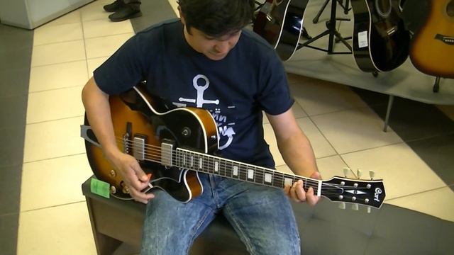Прогулка по магазину Music Trade смотреть онлайн