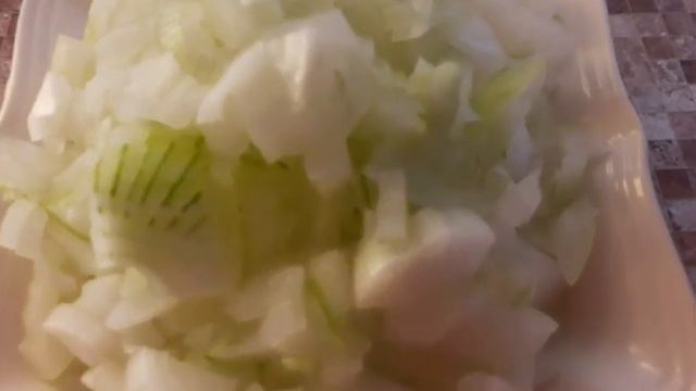 Свиная печень с луком смотреть онлайн