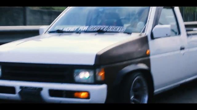 Nissan HardBody D21- UkiyoGarage El Salvador смотреть онлайн