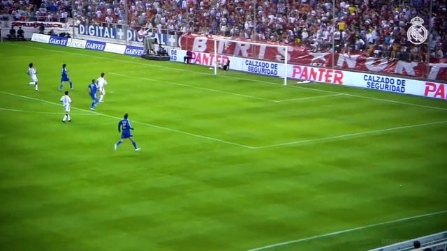 Zinedine Zidane - Zizou [Best Goals & Skills]