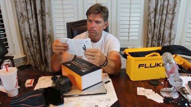 Unboxing The Hti HT-18 Infrared Thermal Imaging Camera смотреть онлайн