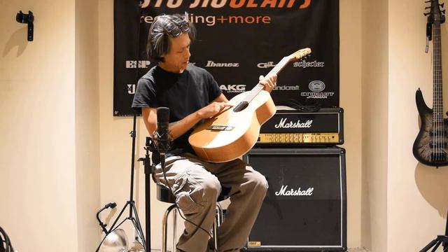 La Mancha - Rubi CM 59 Classical Guitar @ Studiogears.com