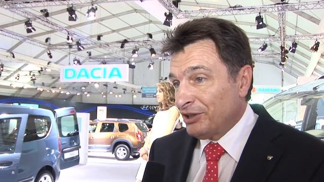 Révélation Mondiale Du NOUVEAU DACIA DOKKER - Auto Expo 2012