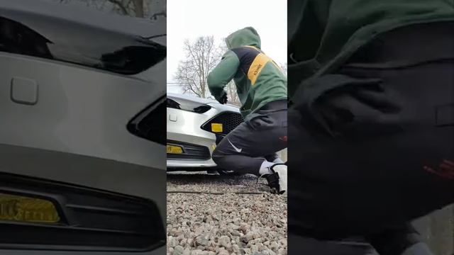 yellow folia on my ford focus ?st mk3 Station Wagon 250hp смотреть онлайн