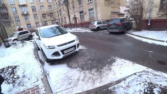 Я внедрился в офис крупной компании, чтобы наесться Сырков смотреть онлайн