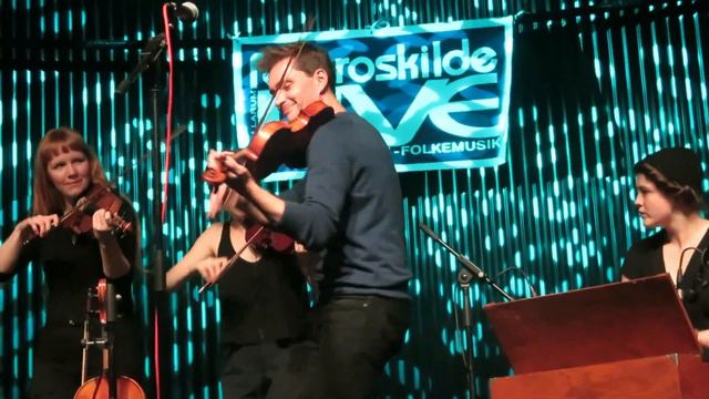 Jansberg Band & Floating Sofa Quartet смотреть онлайн