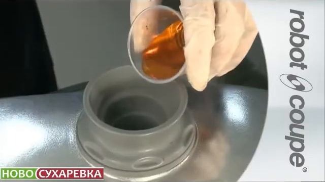 КУТТЕР ROBOT COUPE R8 Измельчение миндаля смотреть онлайн