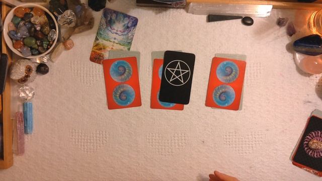 PICK A CARD Your Person Has A Message For You! ORACLE/TAROT READING TIMELESS смотреть онлайн