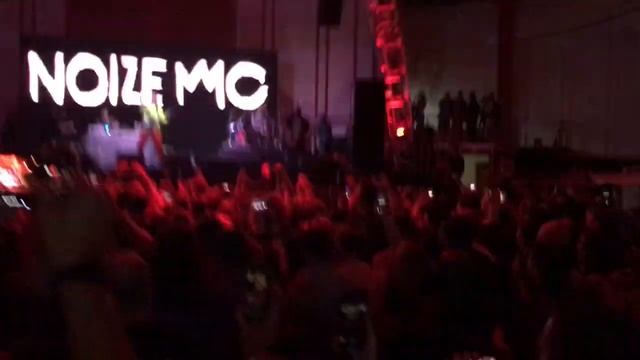 Noize MC Одесса 17.08.2019 Интро+За закрытой дверью (1 куплет) смотреть онлайн