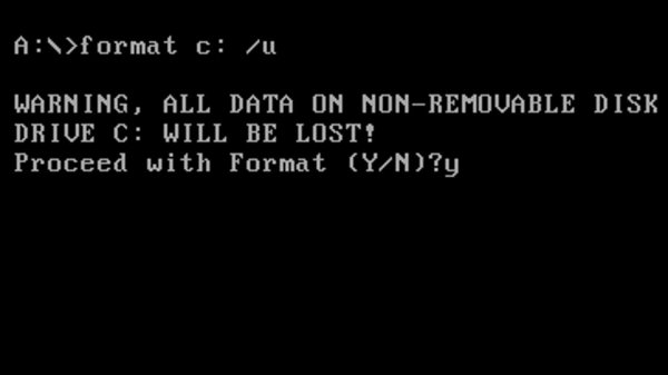 Как форматировать диск С вместе с Windows ?