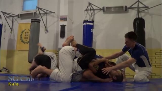 Семінар по Грейсі джиу-джитсу | Київ 2014 смотреть онлайн