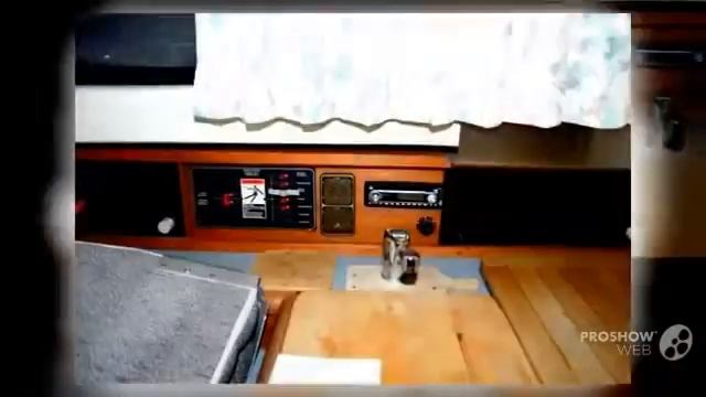 Bayliner 2556 Fly Power Boat, Sport Boat Year - 1993