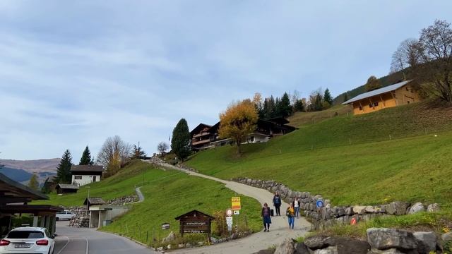 Grindelwald Switzerland Walking Tour 4K 60fps - Heavenly beautiful Swiss village смотреть онлайн